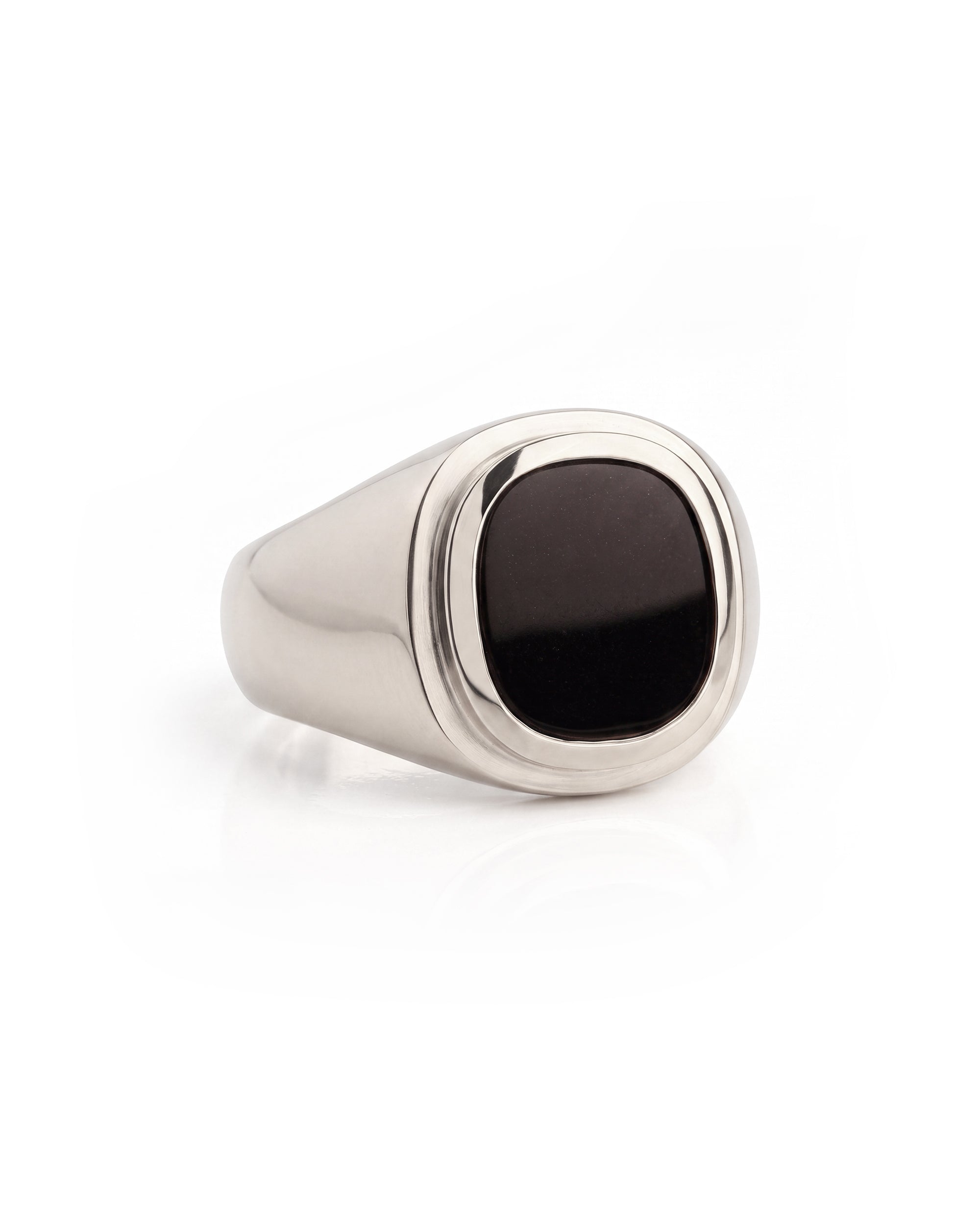 THE MERCATOR (ONYX)